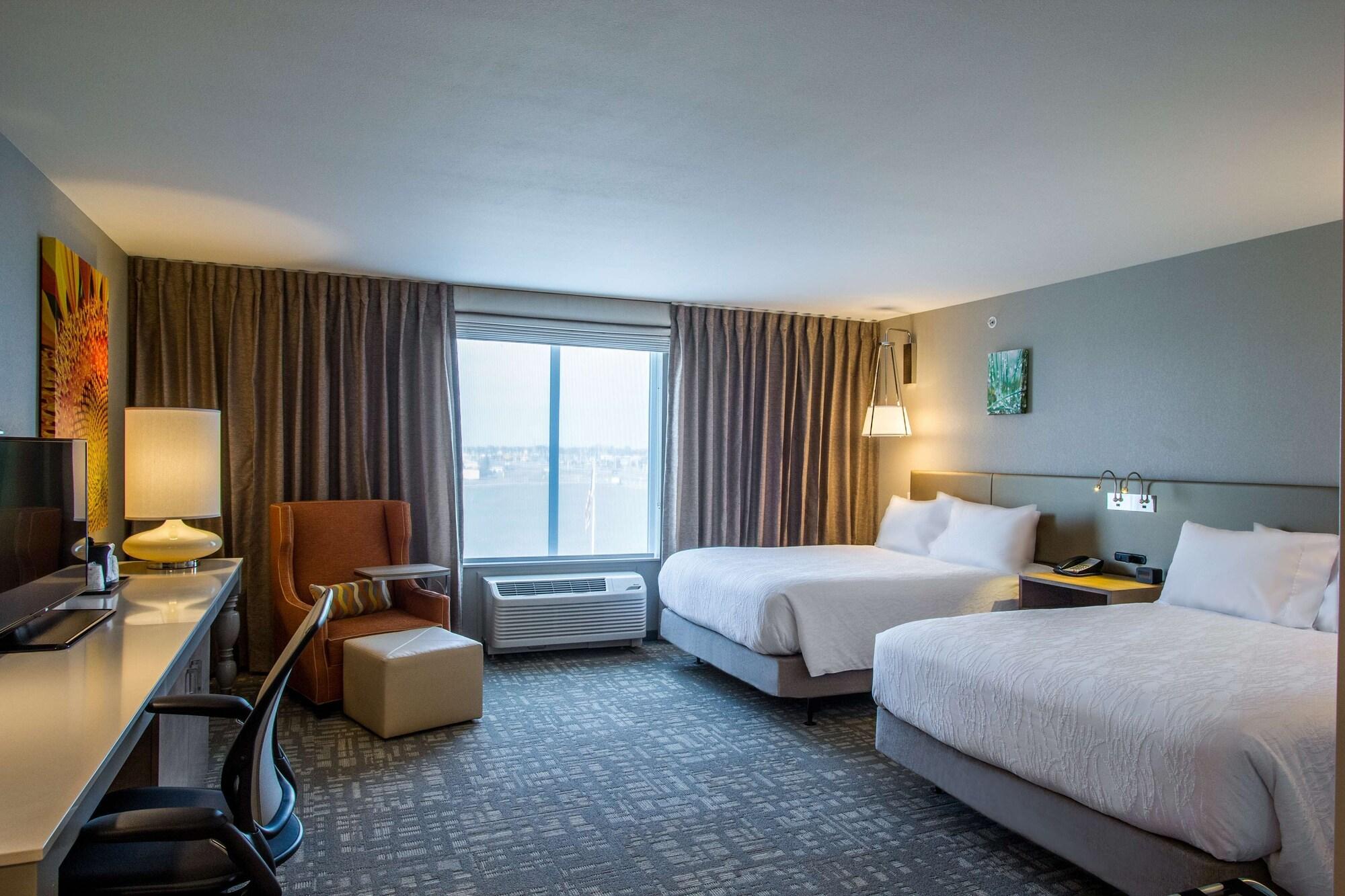 Hilton Garden Inn Salina Exterior photo